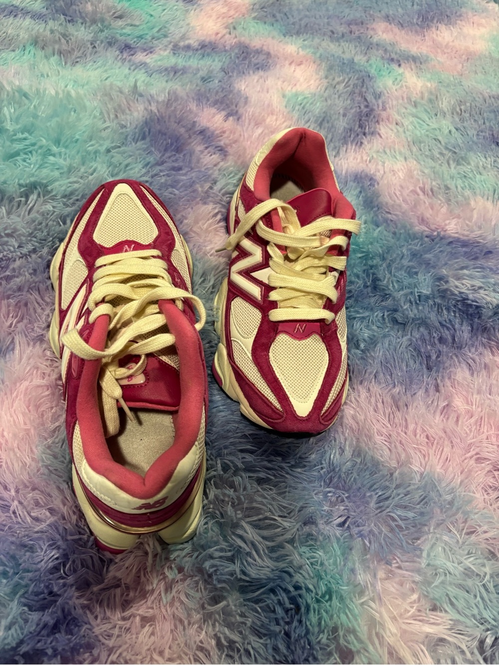 New Balance 9060 Hot Pink and White Running Sneakers - Picture 4 of 5
